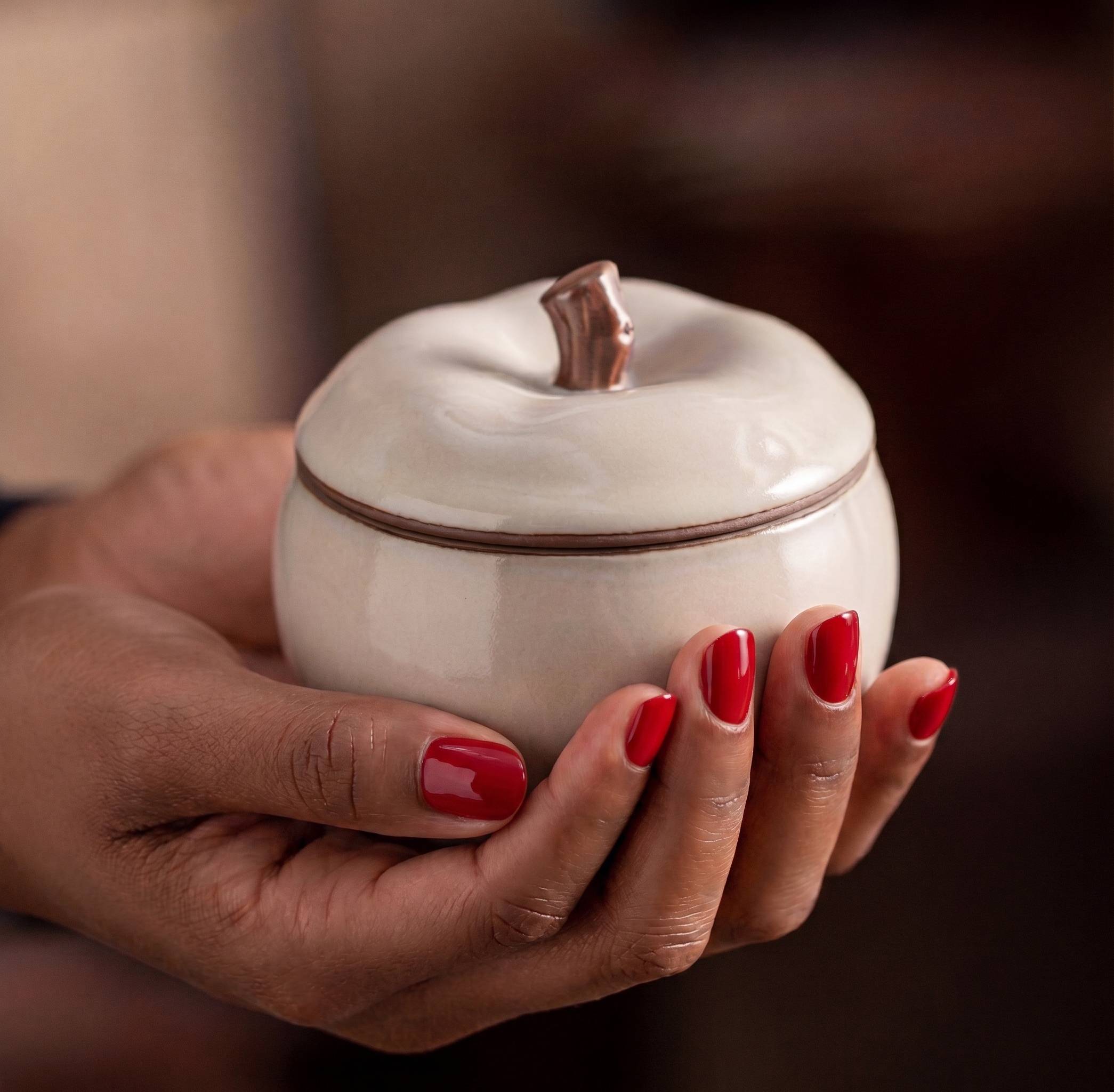 Mini Urn Appel - Crèmewit